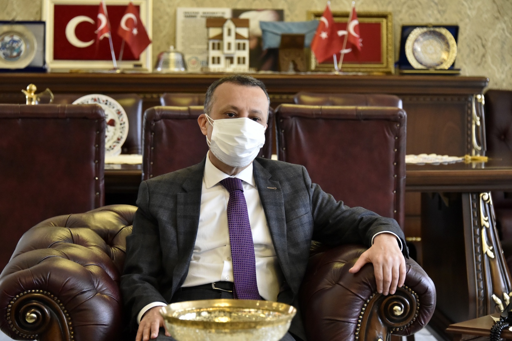 Vali Taşbilek başarılı sporcuları ödüllendirdi 5