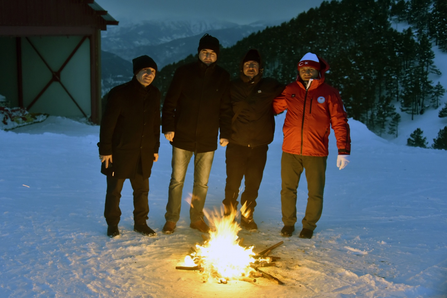 Kayak kursunu horonla bitirdiler 14