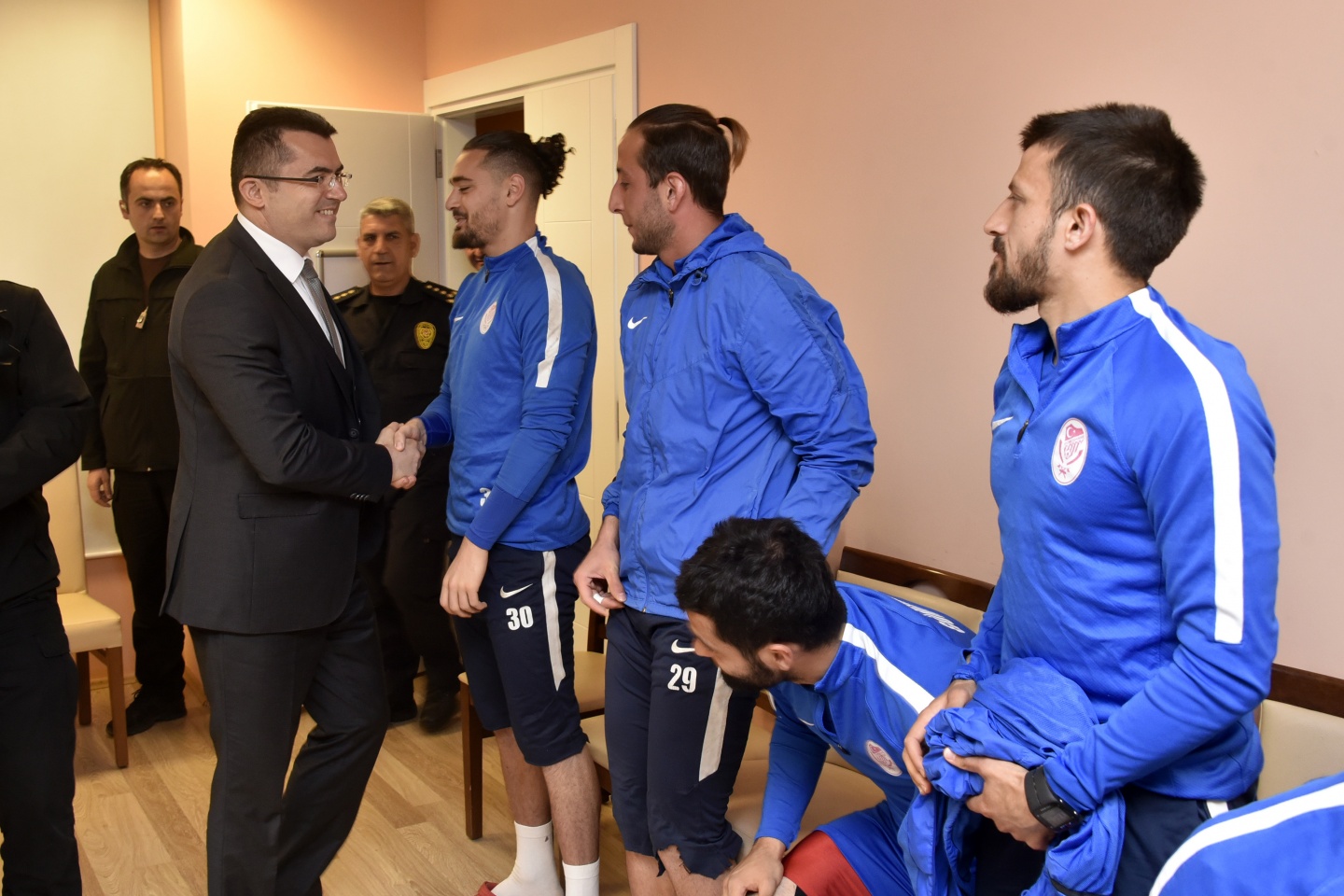 Gümüşhane şampiyonluk için kenetlendi 9