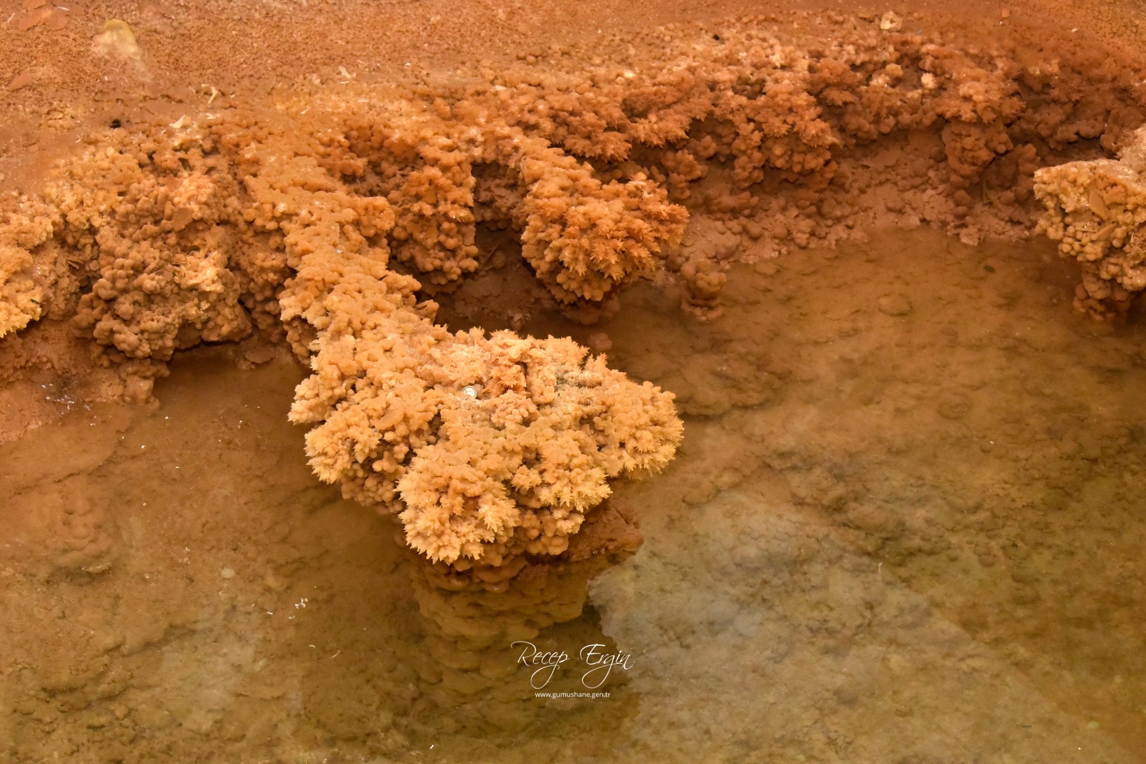 Gümüşhane'nin yeraltı sarayı Karaca Mağarasında sezon başladı 21