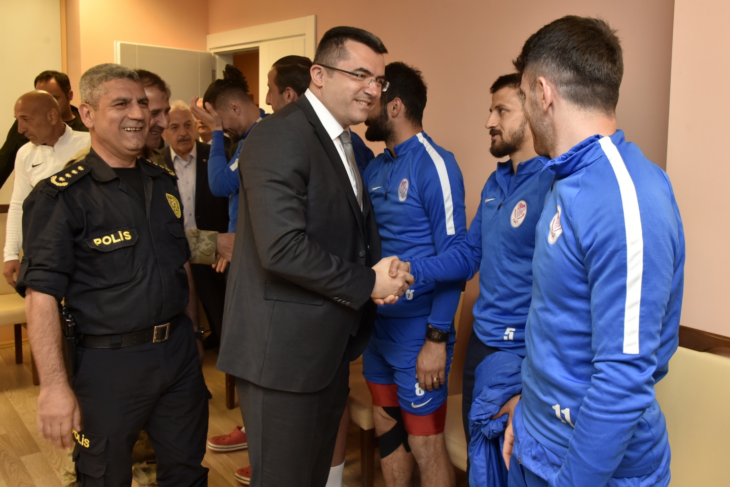 Gümüşhane şampiyonluk için kenetlendi 3