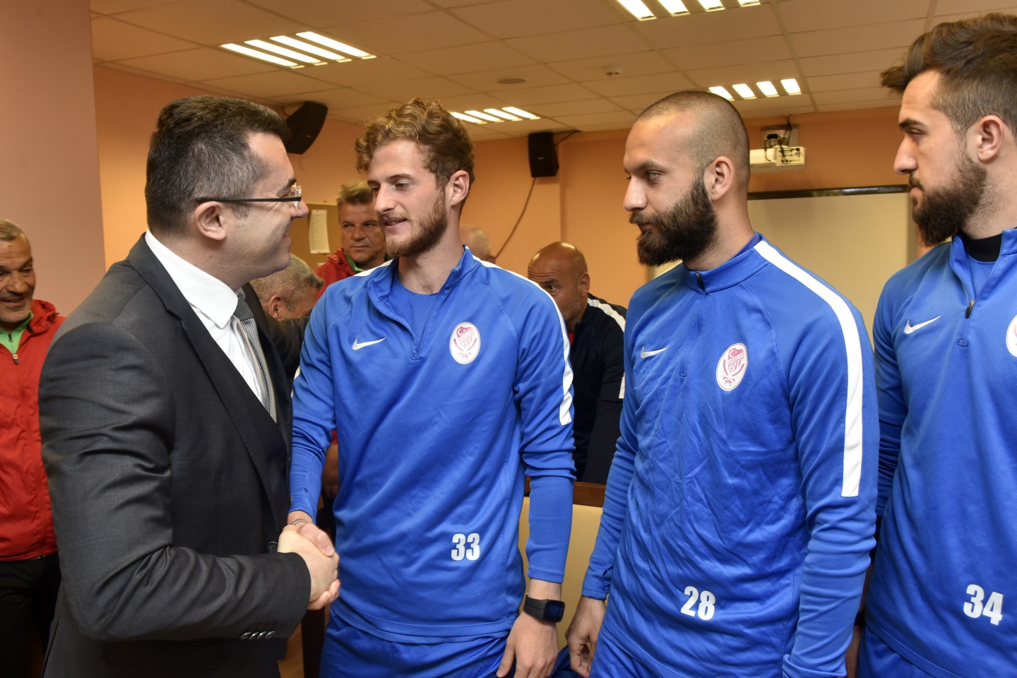 Gümüşhane şampiyonluk için kenetlendi 6