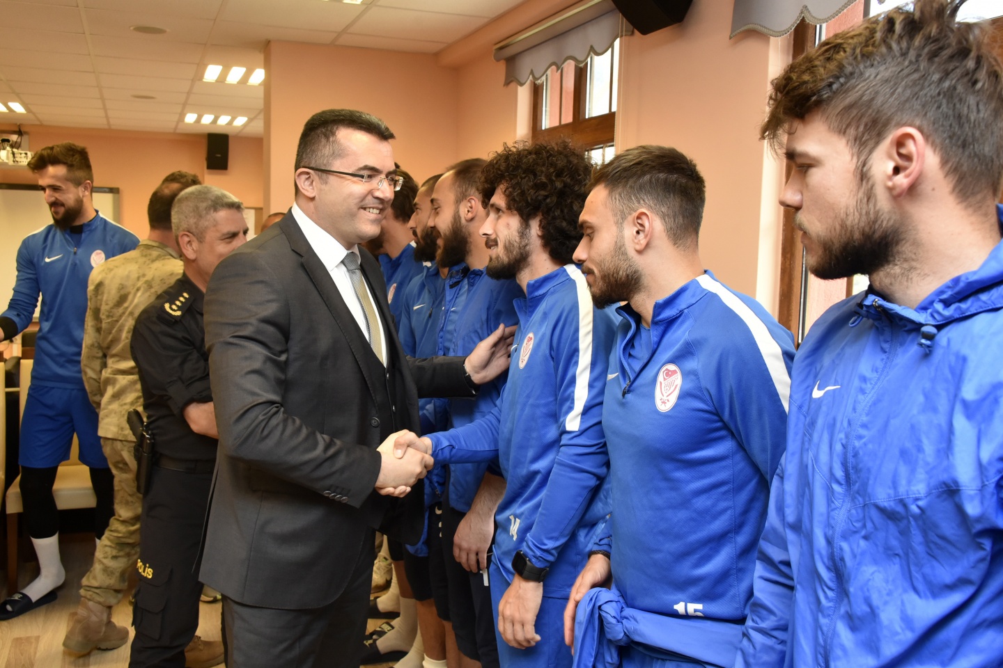 Gümüşhane şampiyonluk için kenetlendi 5