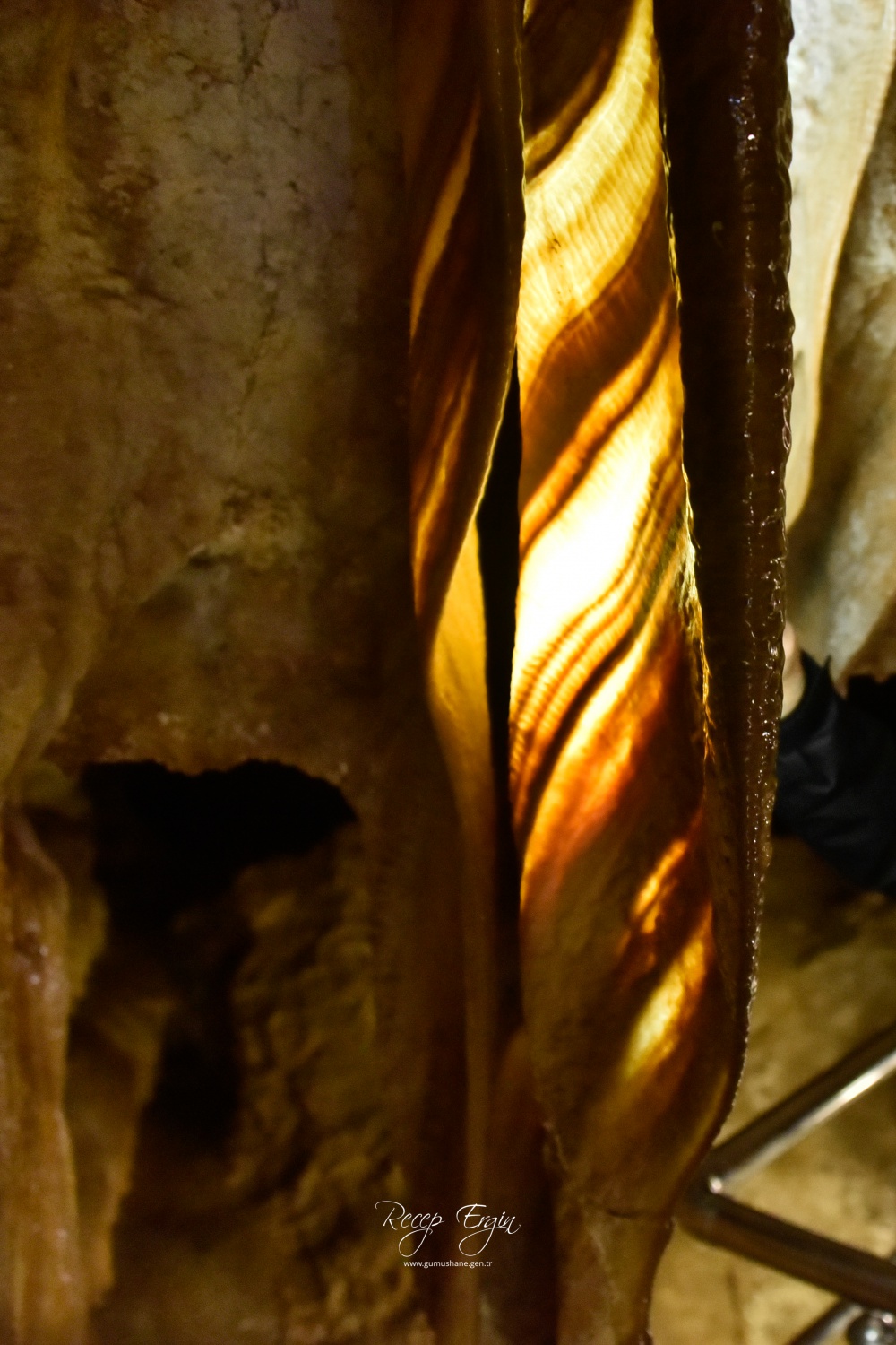 Gümüşhane'nin yeraltı sarayı Karaca Mağarasında sezon başladı 8