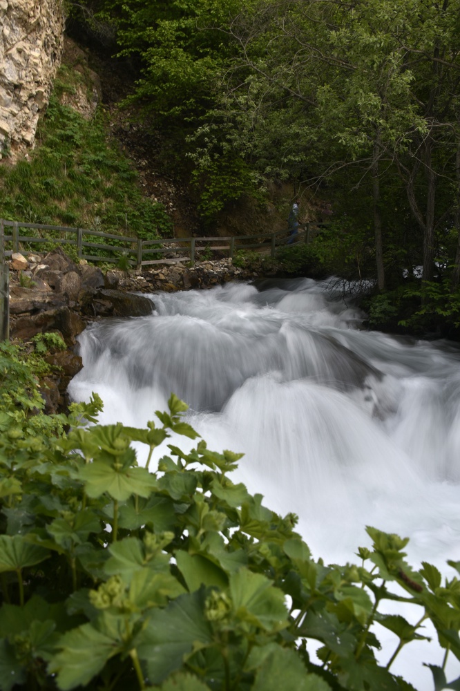 Gümüşhane’de 40 gözeli şelale büyülüyor 17