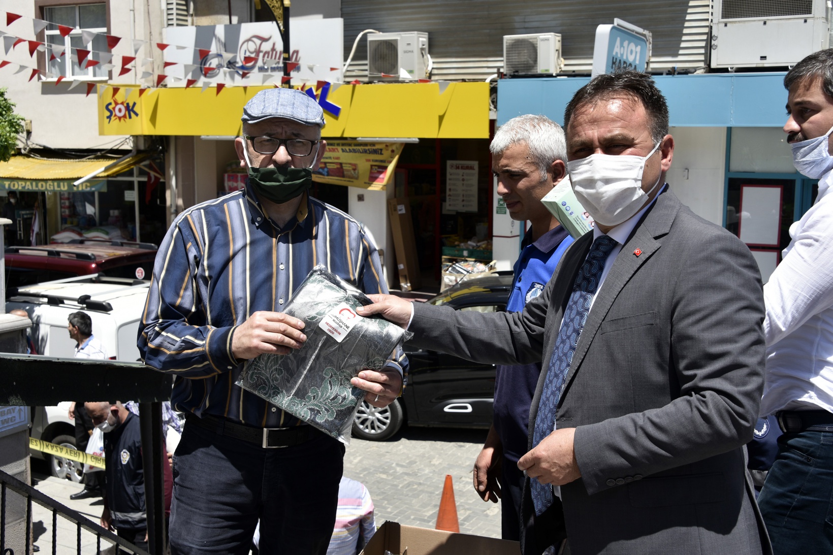 Gümüşhane’de 2,5 ay sonra ilk Cuma namazı kılındı 19