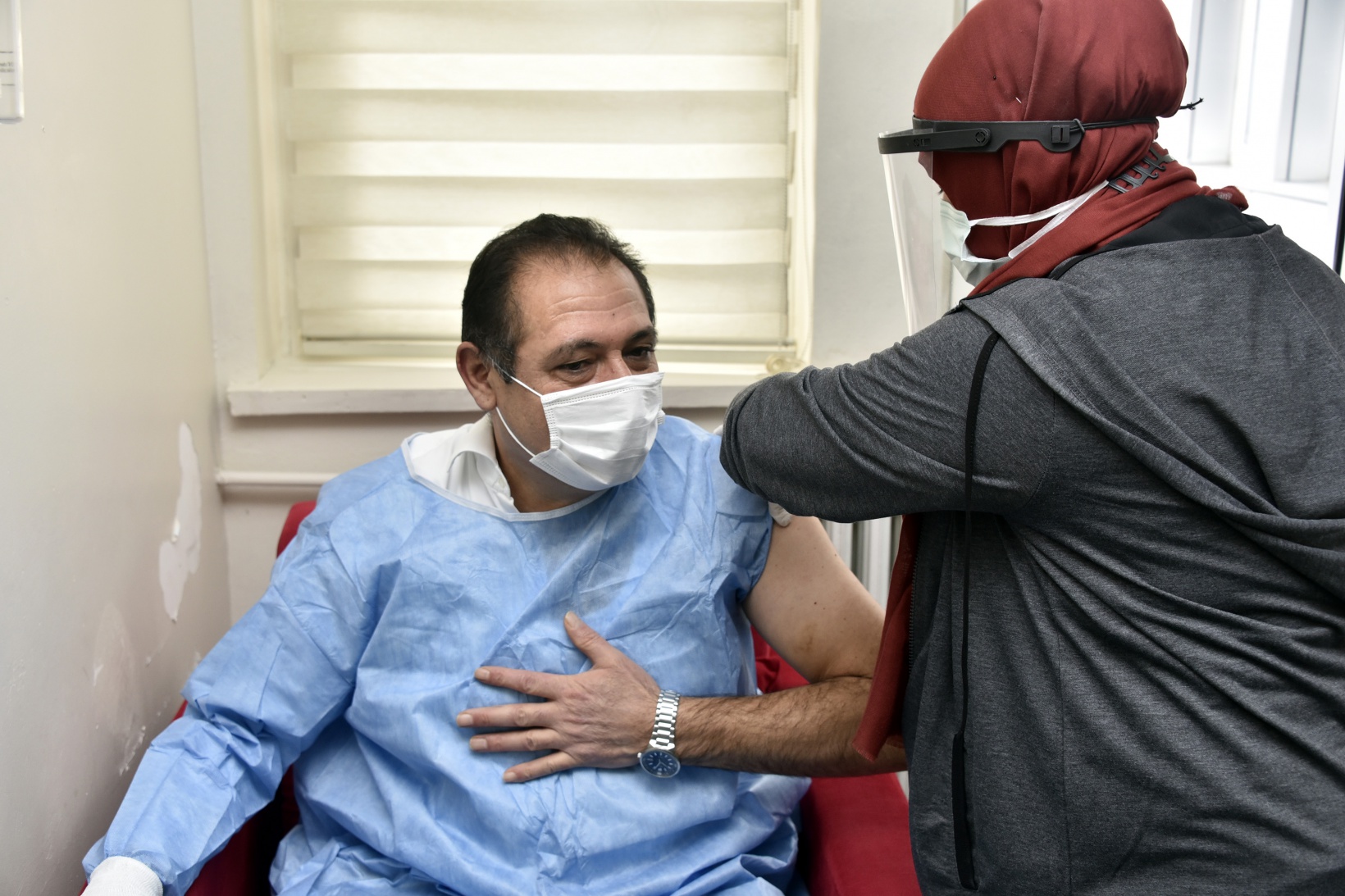 Gümüşhane’de Covid-19 aşılaması başladı 9