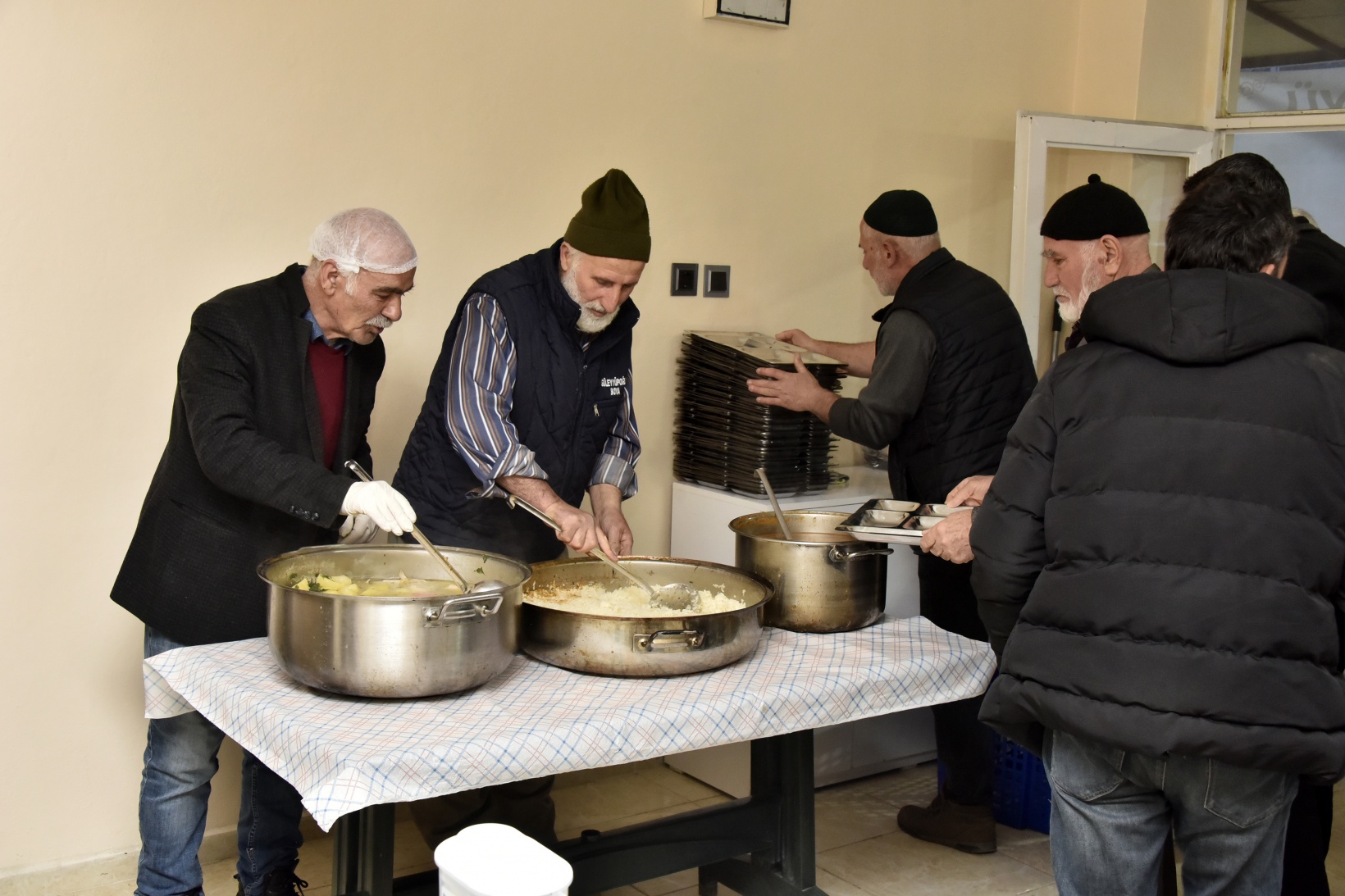 Kırıklı'da 20 yıllık hayırlı gelenek devam ediyor 10