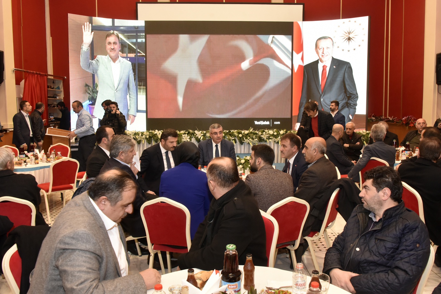 AK Parti’den ‘Vefa Yemeği’ 3