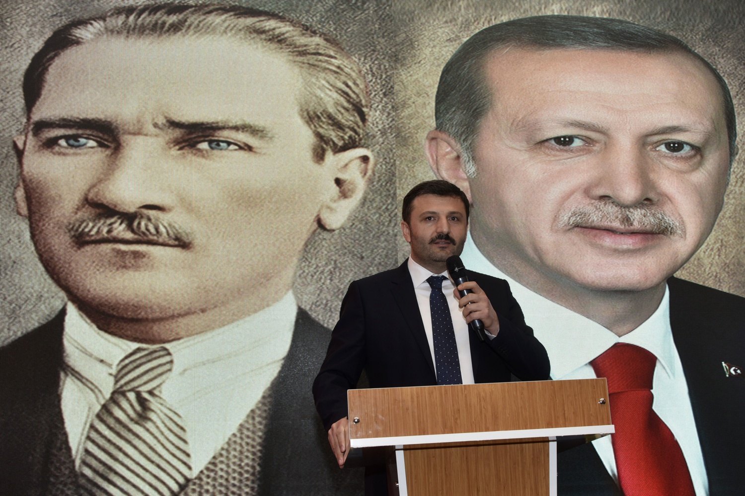AK Parti’den ‘Vefa Yemeği’ 13
