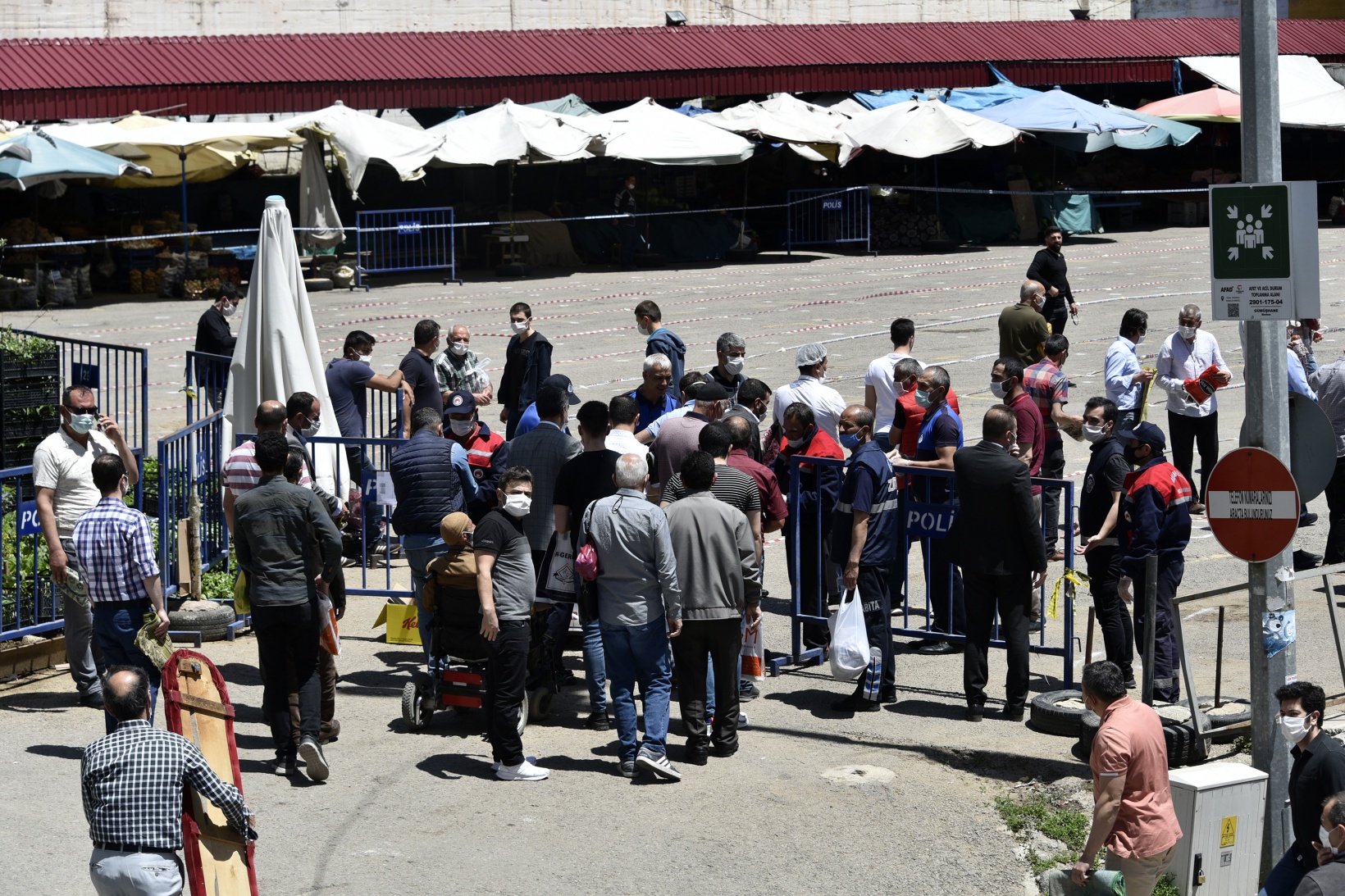 Gümüşhane’de 2,5 ay sonra ilk Cuma namazı kılındı 24