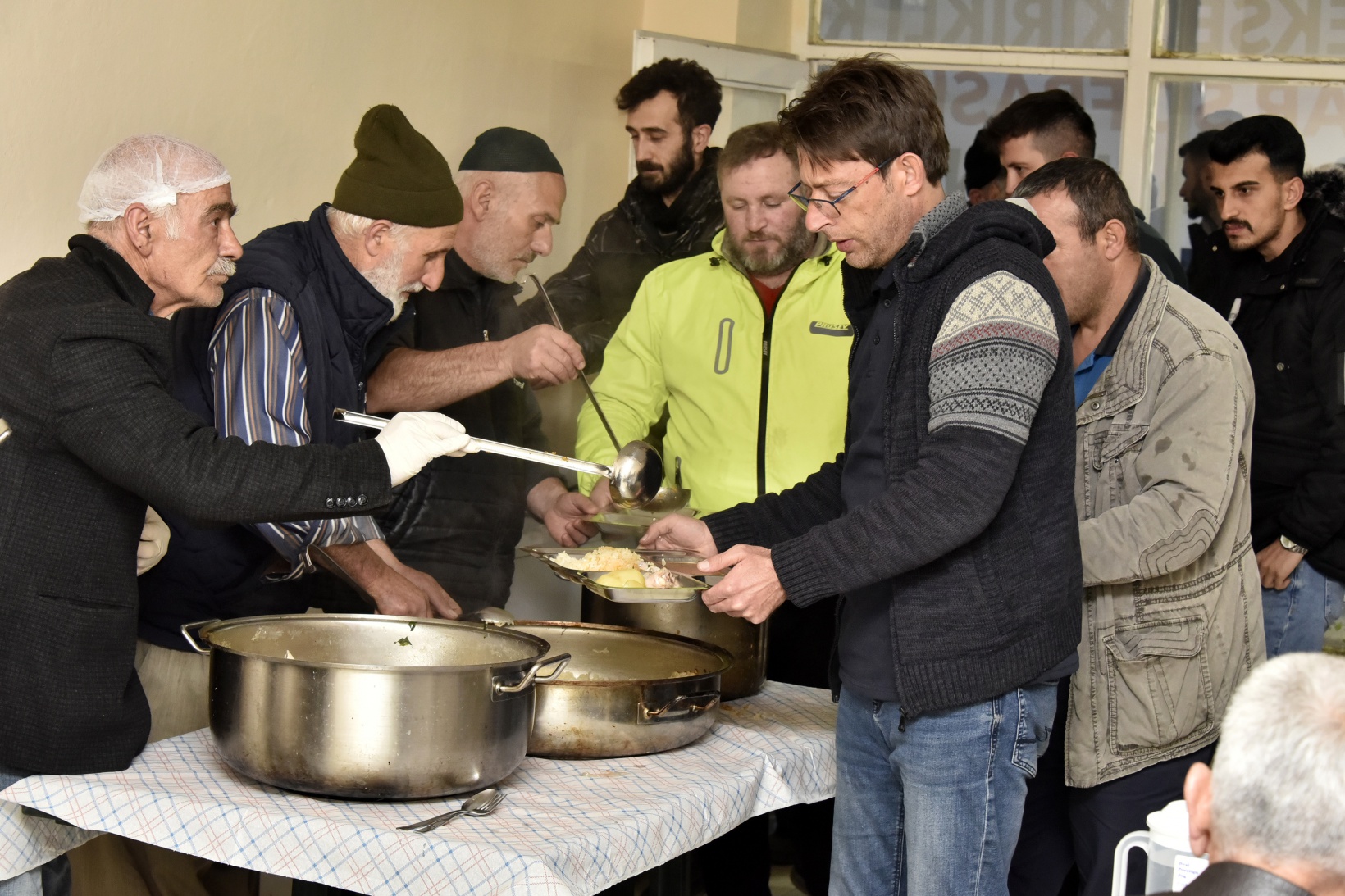 Kırıklı'da 20 yıllık hayırlı gelenek devam ediyor 18