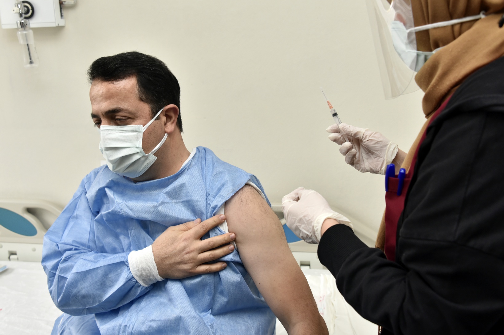 Gümüşhane’de Covid-19 aşılaması başladı 6