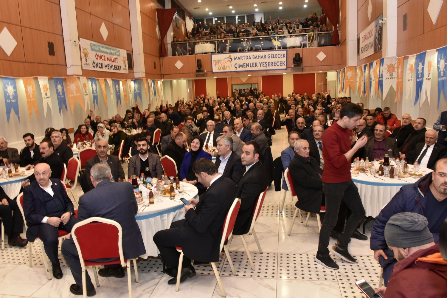 AK Parti’den ‘Vefa Yemeği’ 14
