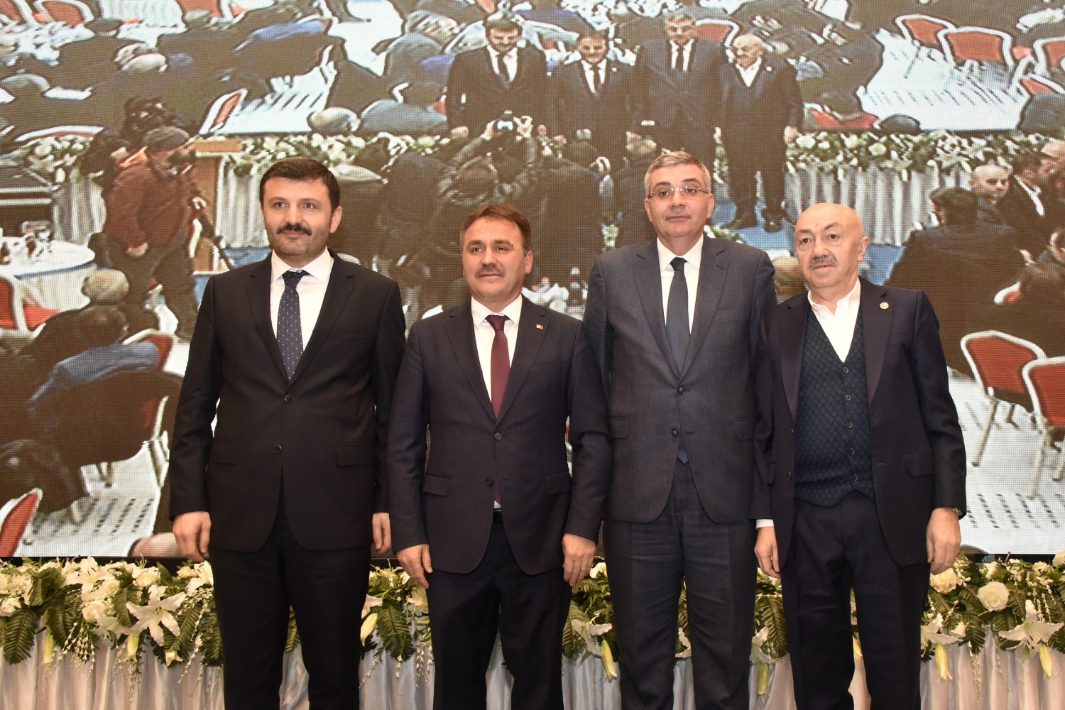 AK Parti’den ‘Vefa Yemeği’ 18