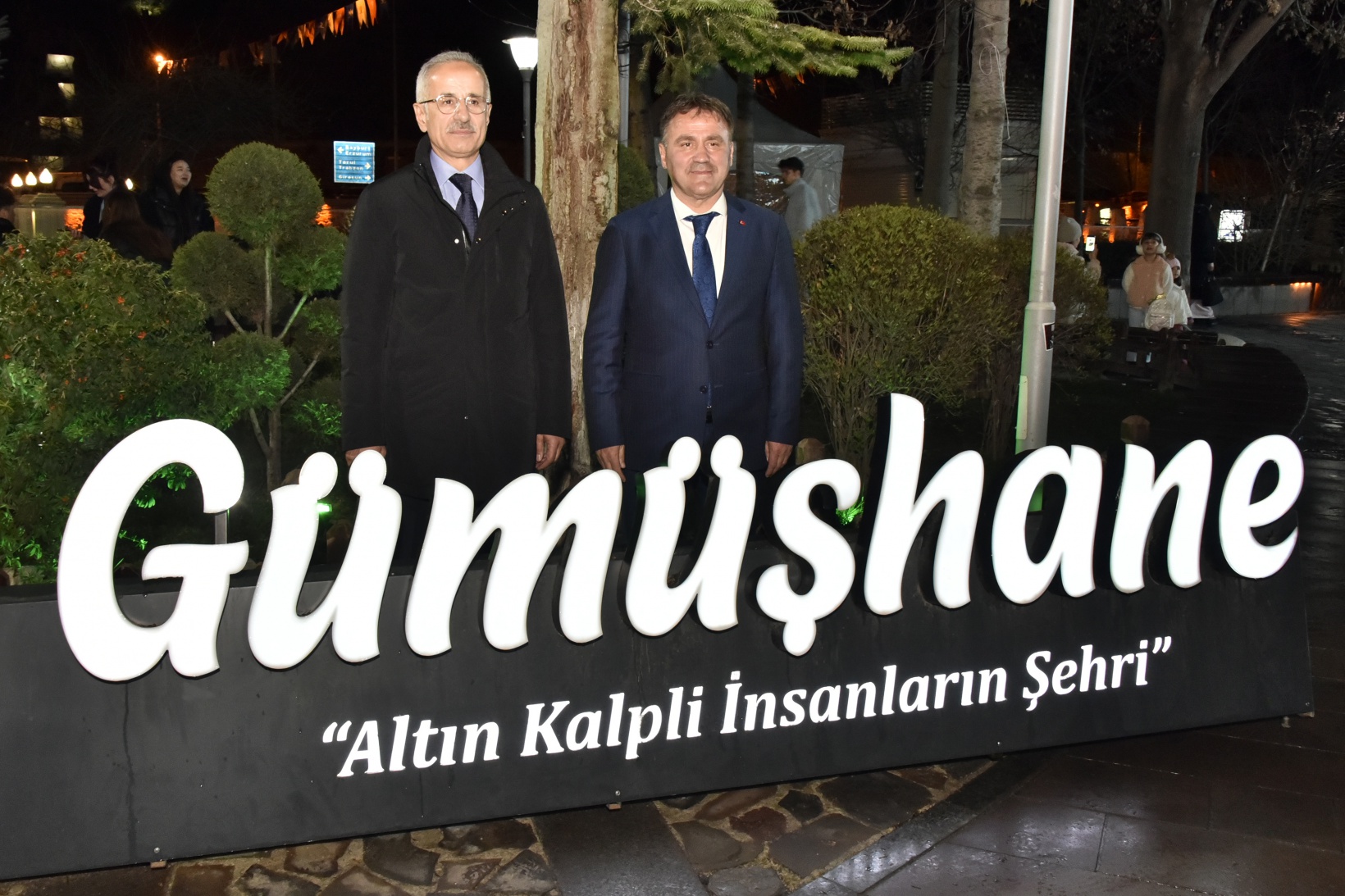 Bakan Uraloğlu Gümüşhane’de 15