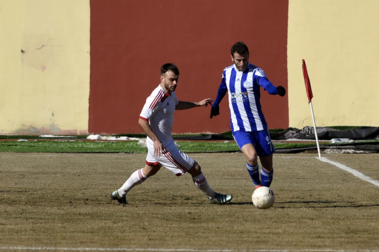 Gümüş hakeme rağmen: 2-2 4