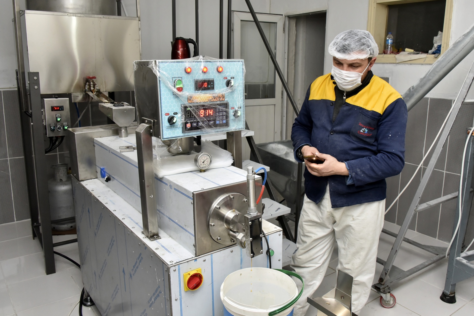 Sattığı ürünleri “Ben yaparım” diyerek üretmeye başladı 8