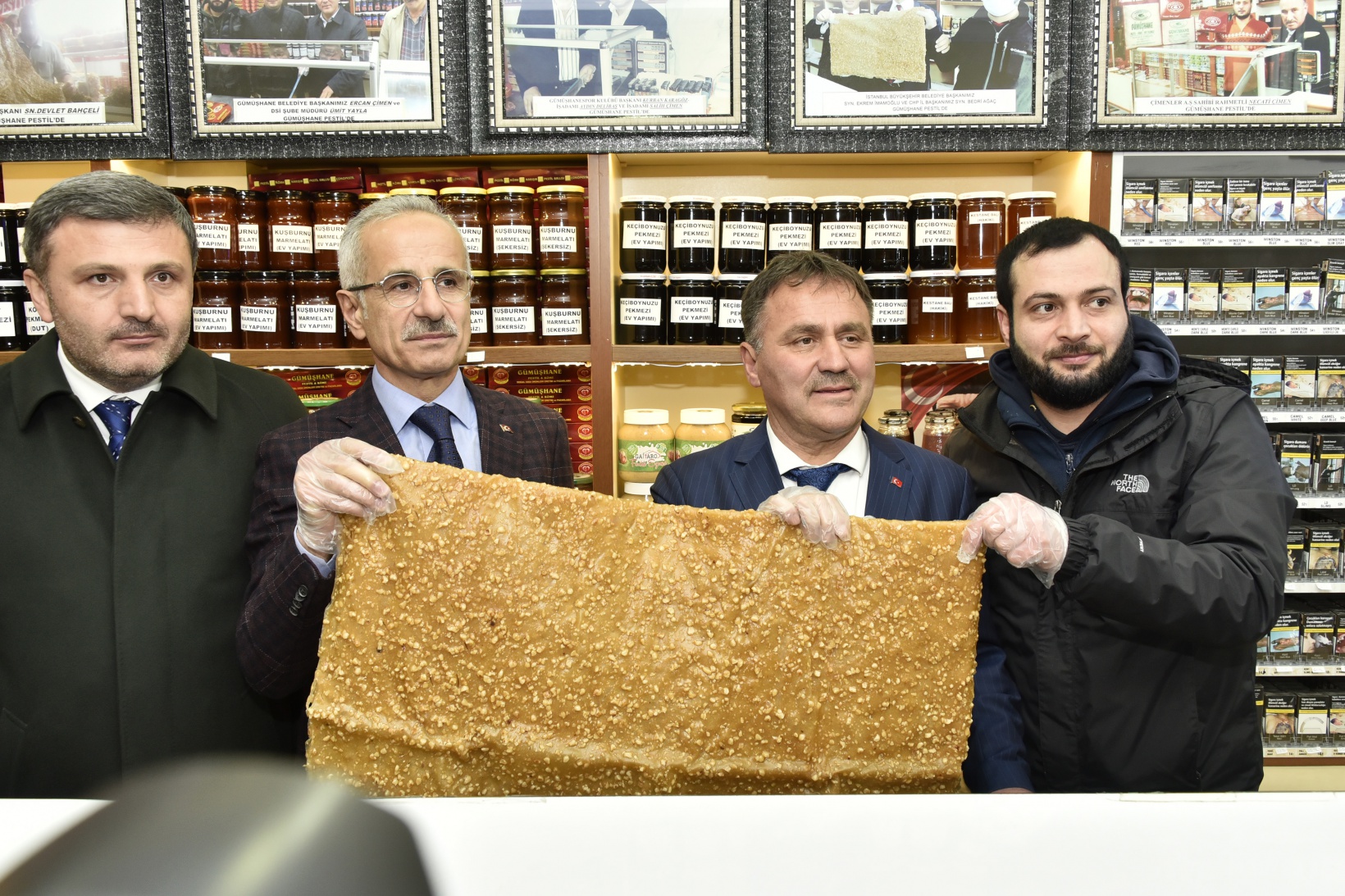 Bakan Uraloğlu Gümüşhane’de 36