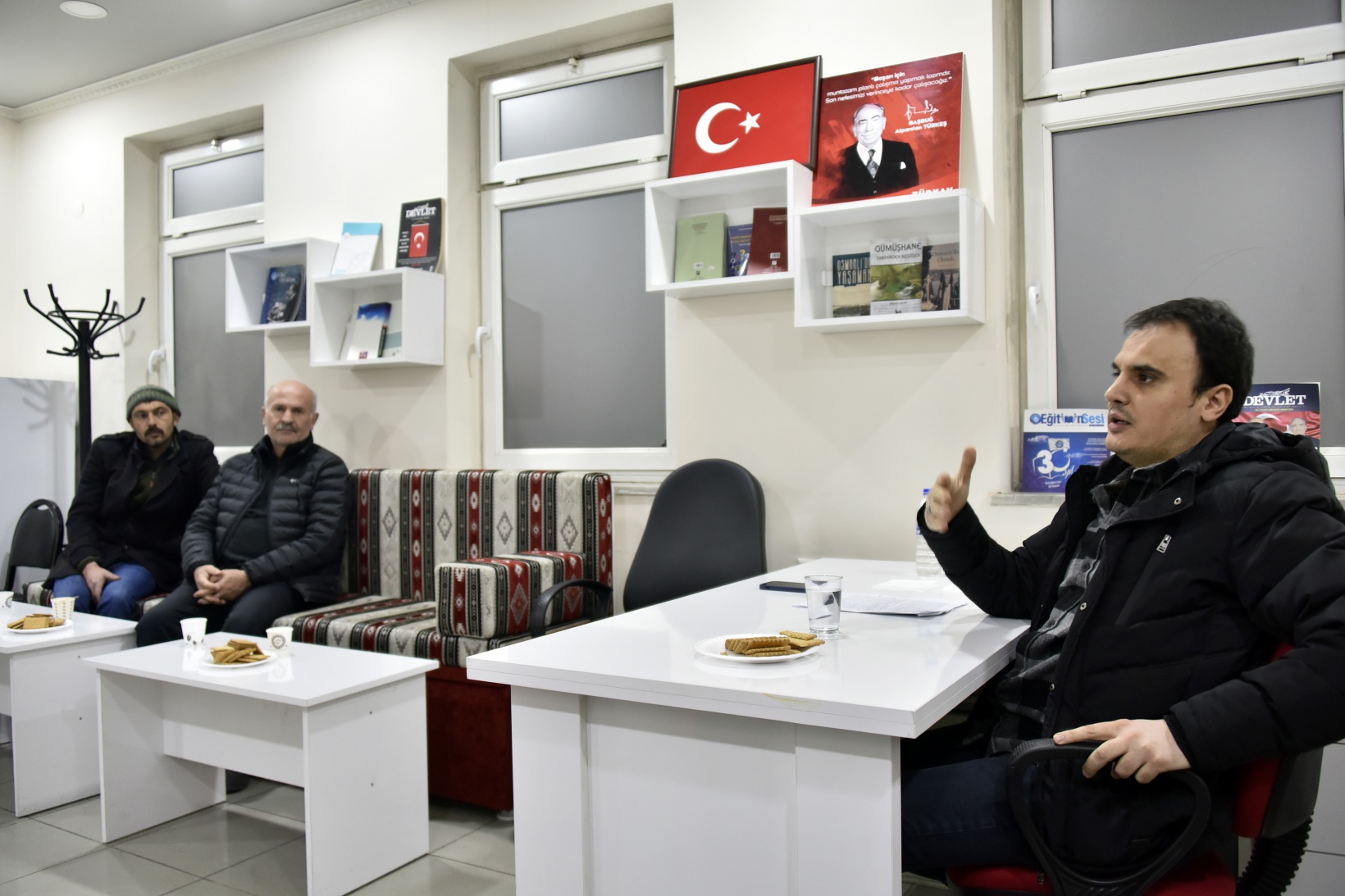 TÜRKAV’ın İletişim ve Medya seminerleri tamamlandı 1