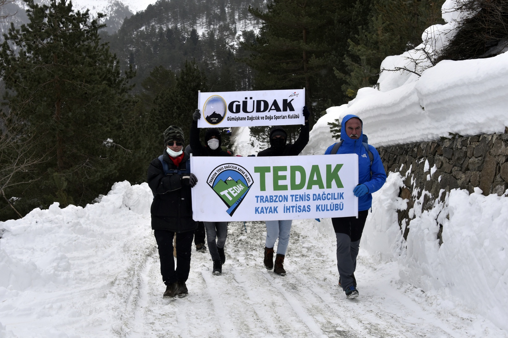 Çığ şehitleri 13.yılında Zigana dağında anıldı 17