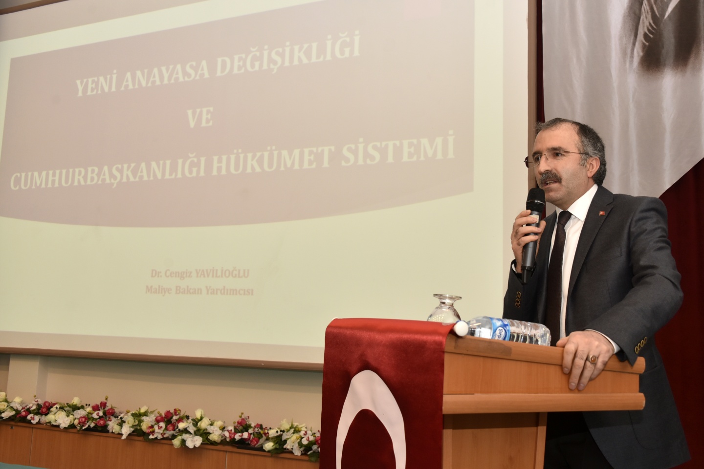 Gümüşhane’de Cumhurbaşkanlığı hükümet sistemi konuşuldu 4