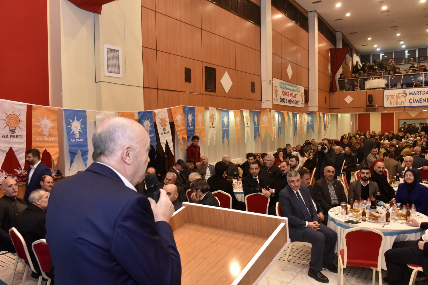 AK Parti’den ‘Vefa Yemeği’ 31