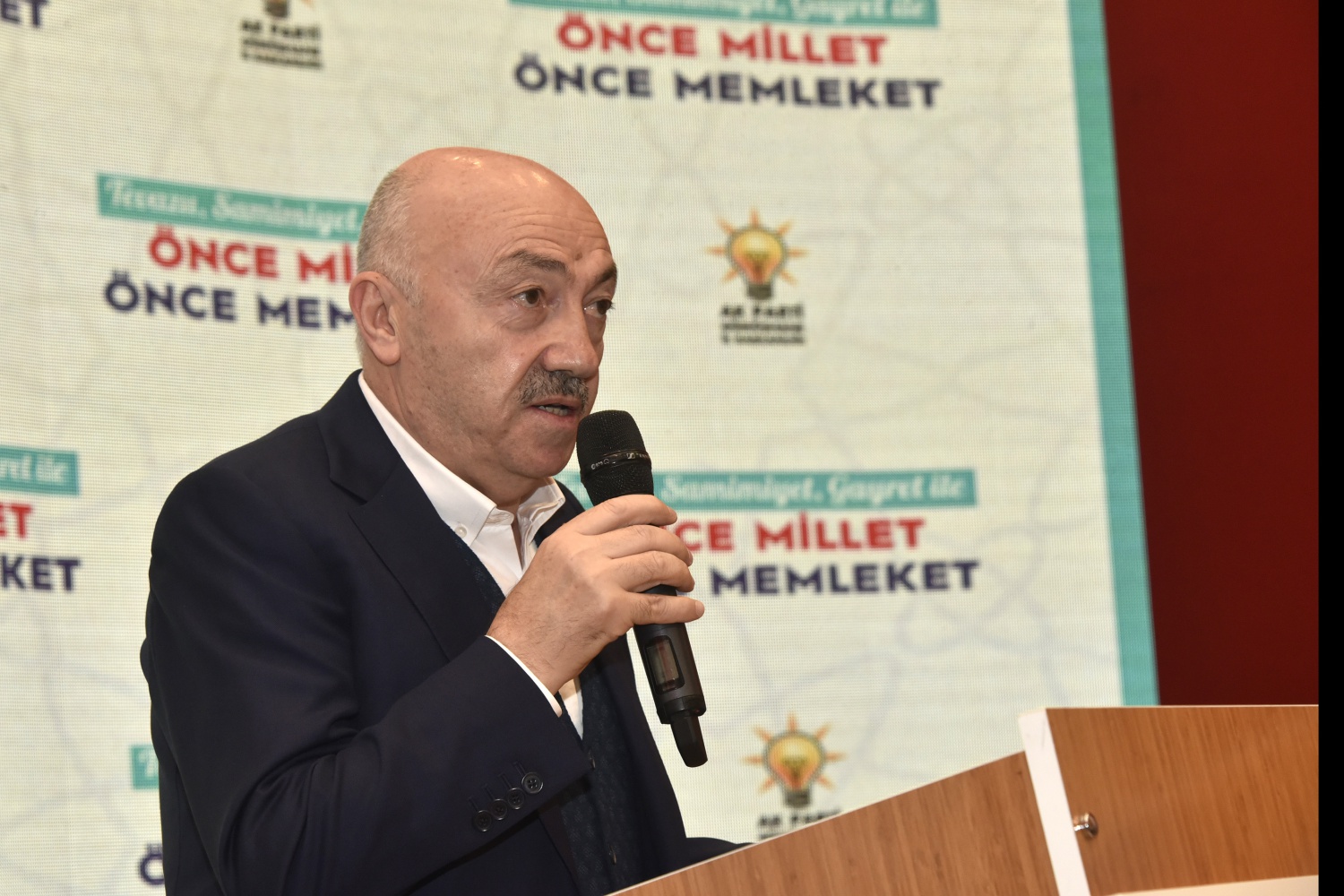 AK Parti’den ‘Vefa Yemeği’ 33