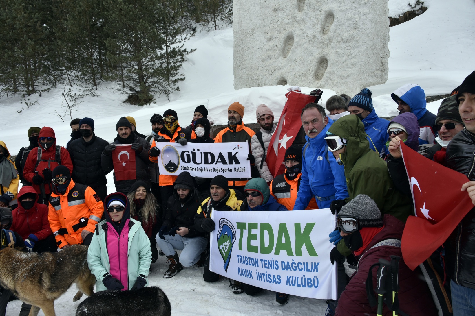 Çığ şehitleri 13.yılında Zigana dağında anıldı 22