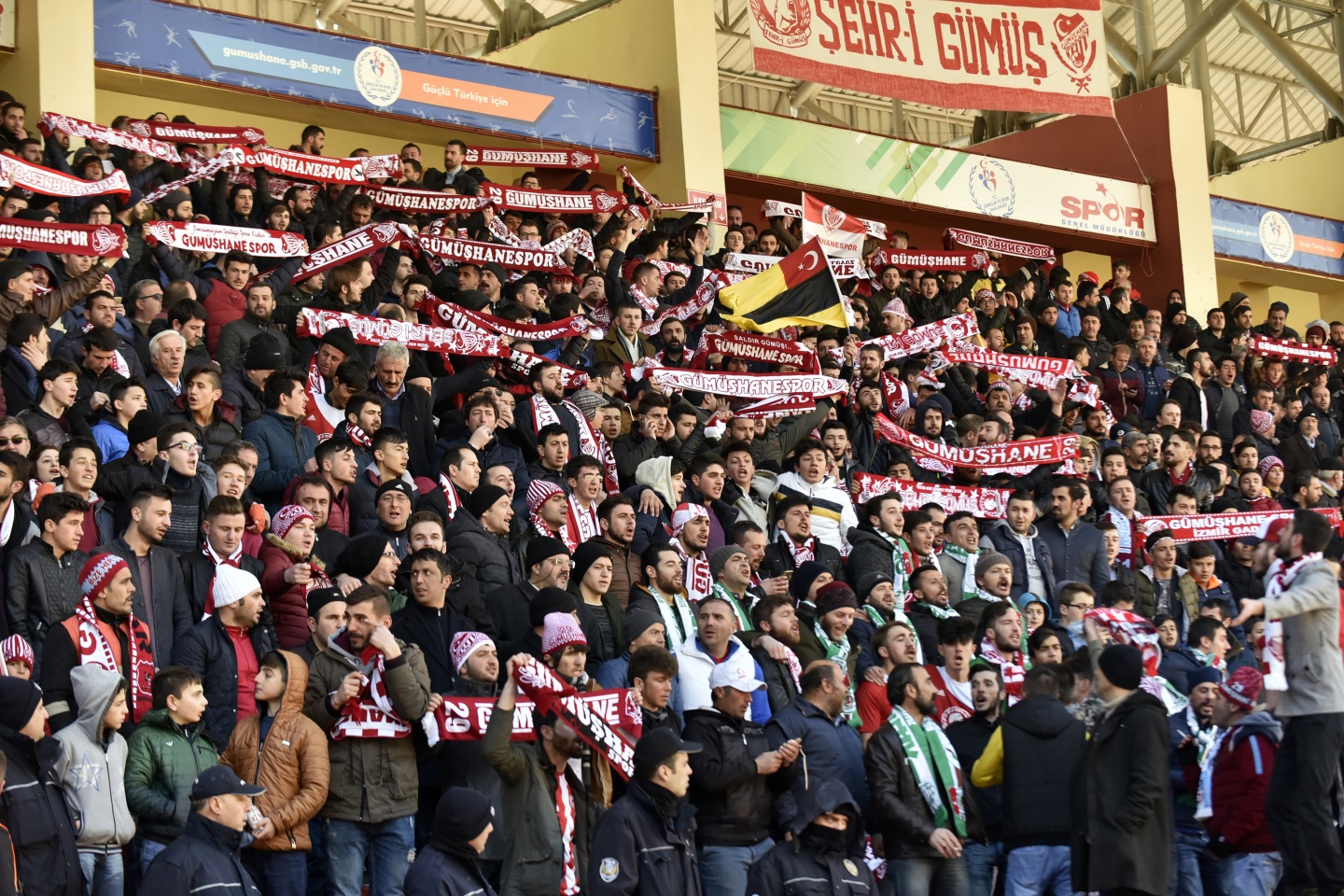 Gümüş Ankara'yı aştı: 2-1 19