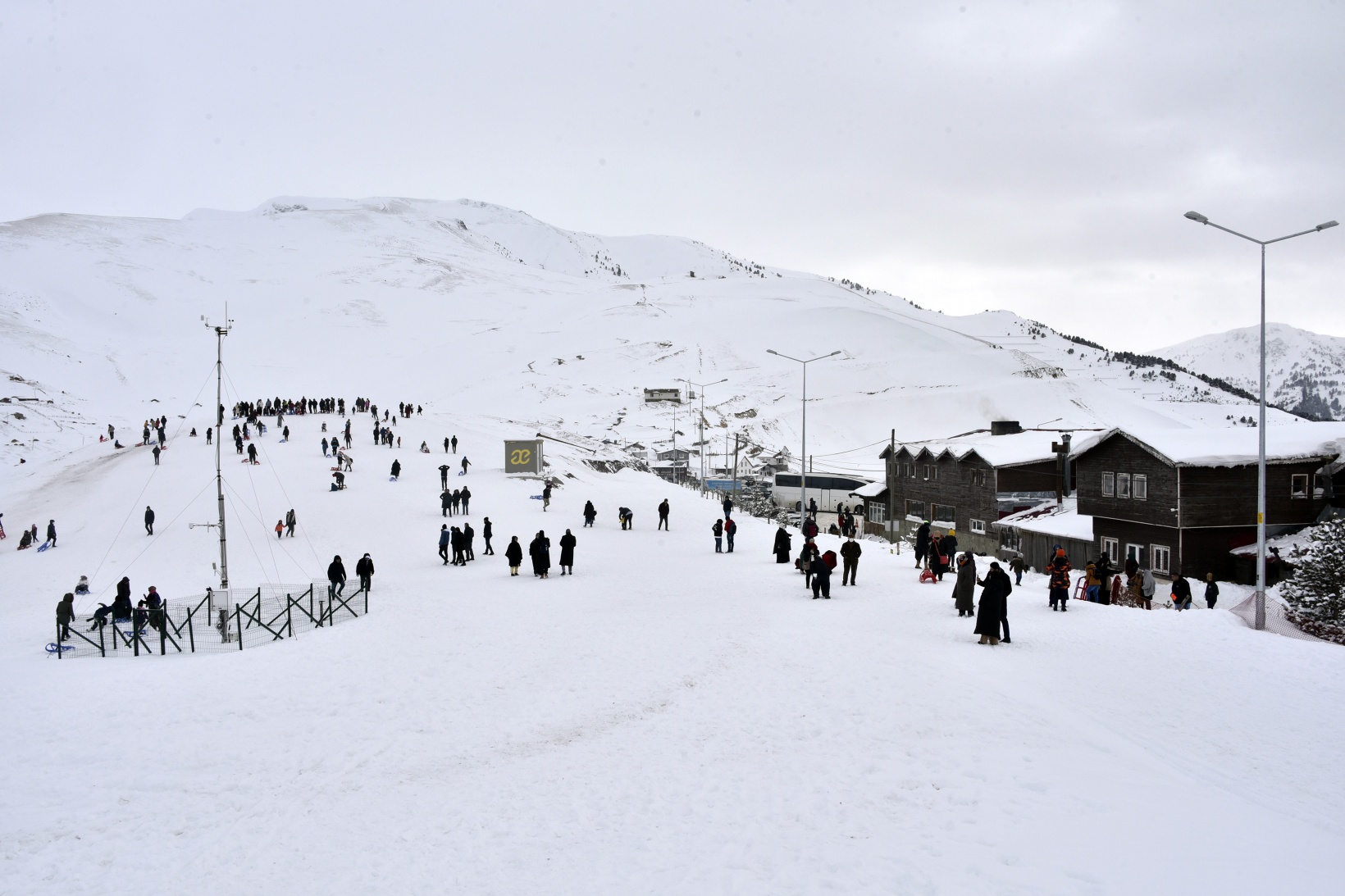 2 bin 100 metrede çığlık sesleri kahkaha seslerine karıştı 18