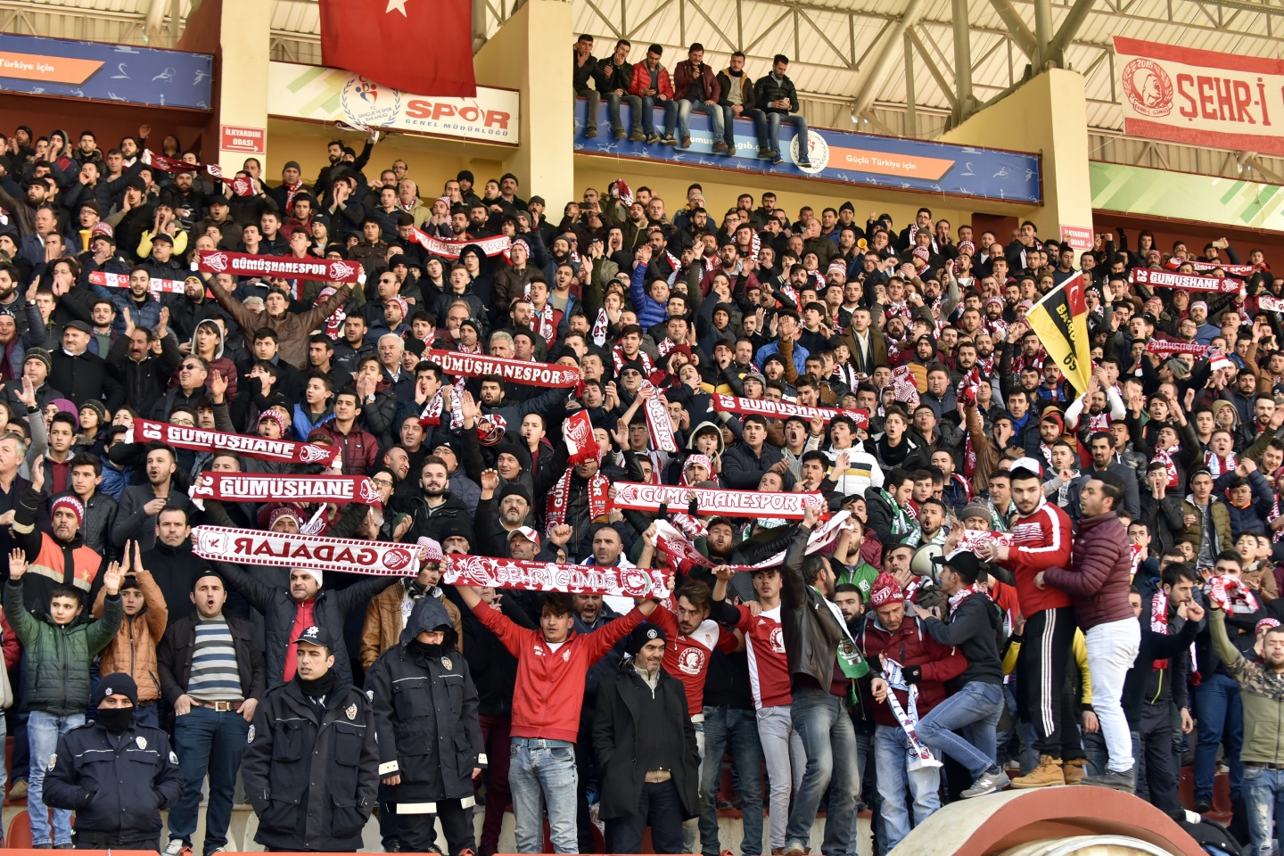 Gümüş Ankara'yı aştı: 2-1 17