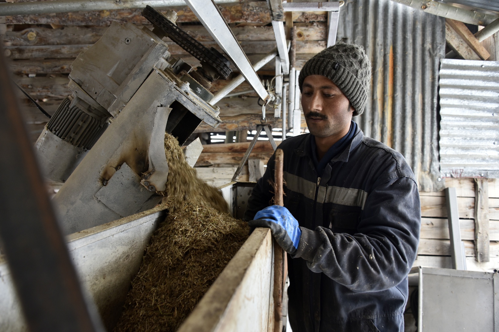 Emekli Vali şoförü ilginç makineler tasarlamaya devam ediyor 6