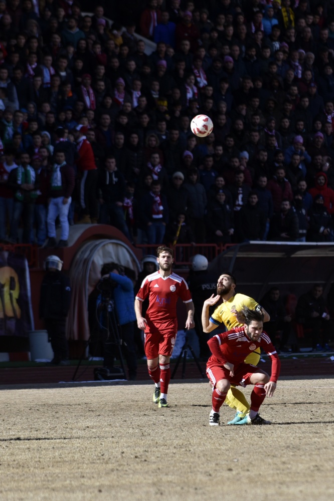 Gümüş Ankara'yı aştı: 2-1 66