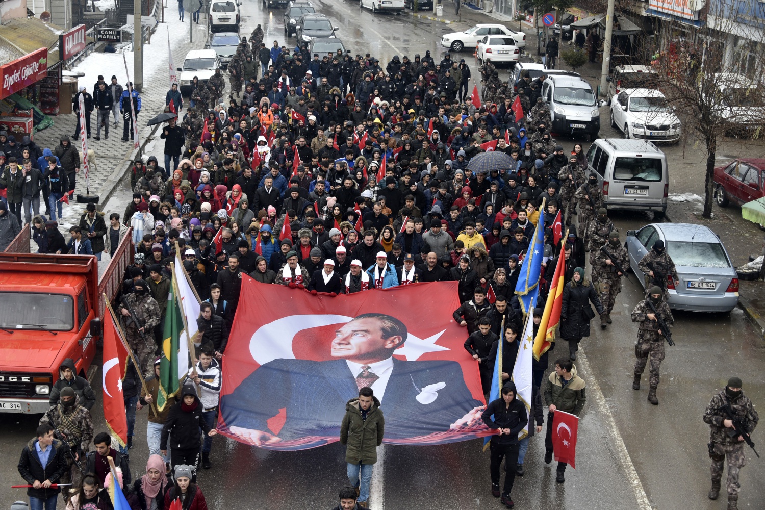 Gümüşhane Sarıkamış Şehitleri için yürüdü 8