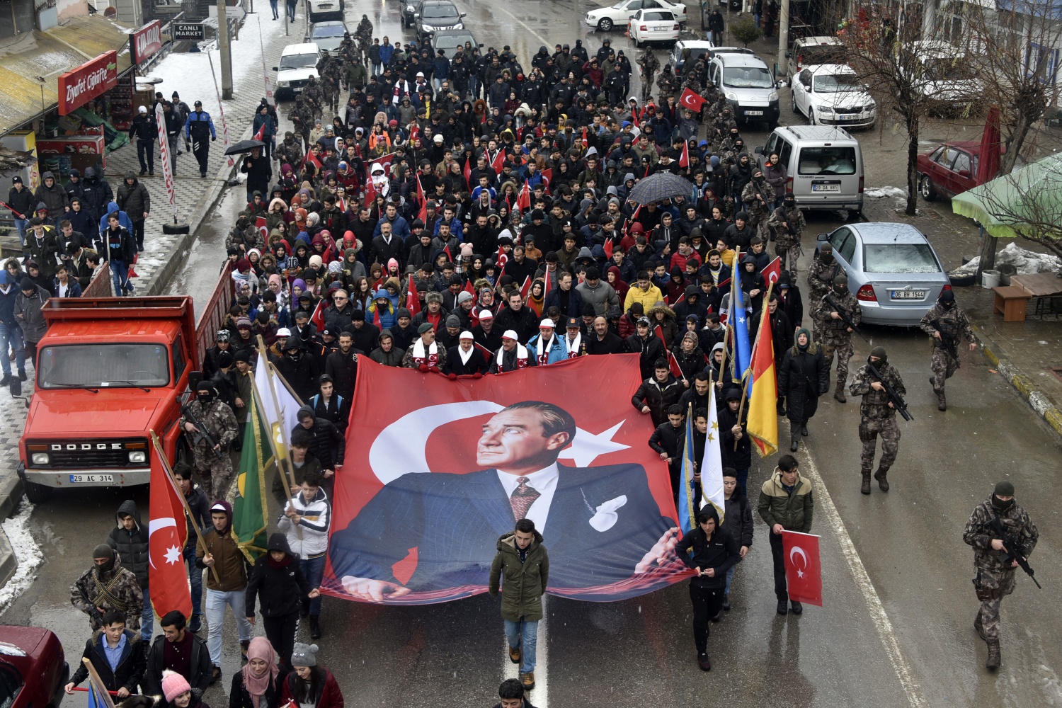 Gümüşhane Sarıkamış Şehitleri için yürüdü 7