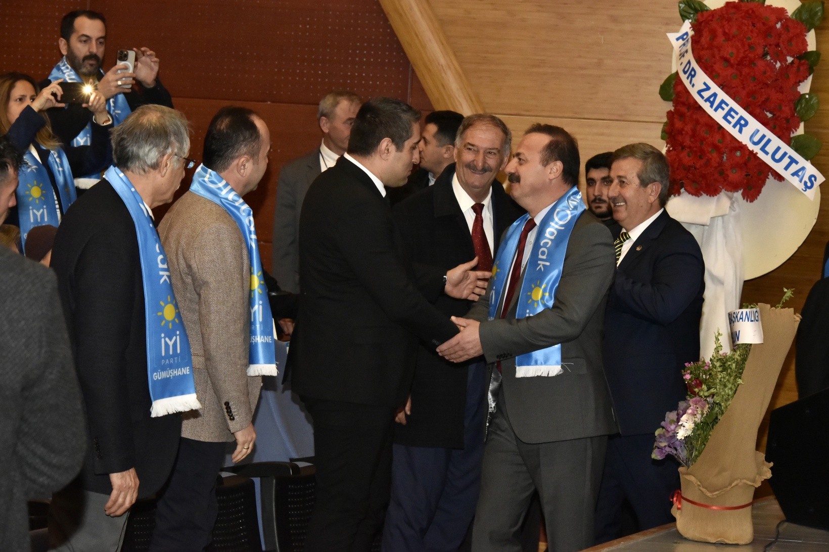 İYİ Parti 3. Olağan İl Kongresi yapıldı 5