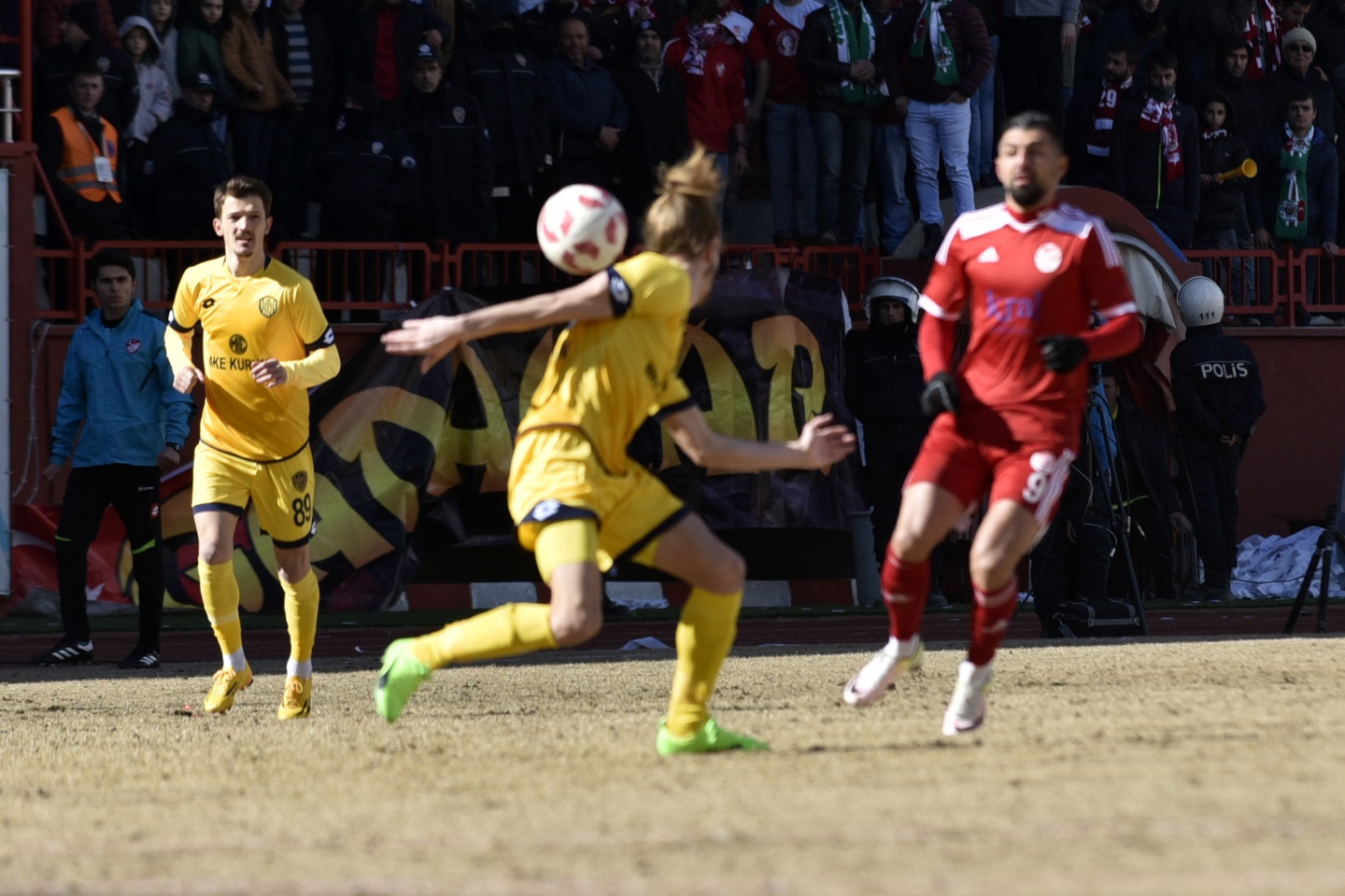 Gümüş Ankara'yı aştı: 2-1 95