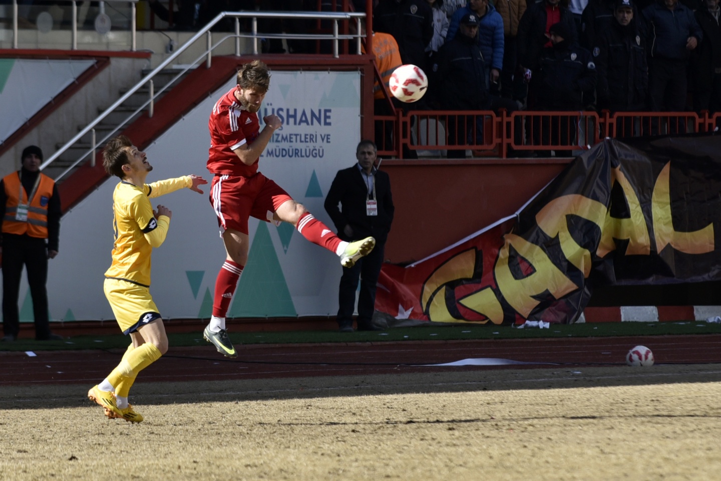 Gümüş Ankara'yı aştı: 2-1 82