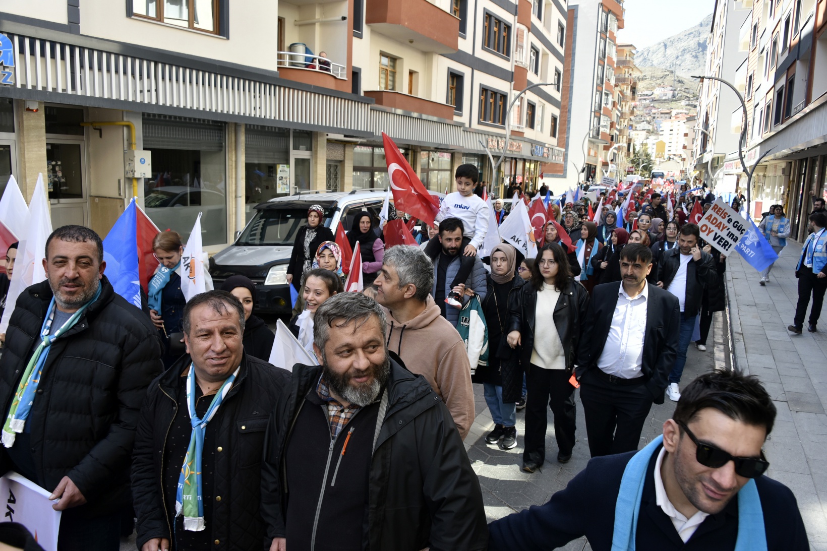 AK Parti'den Büyük Gümüşhane yürüyüşü 9
