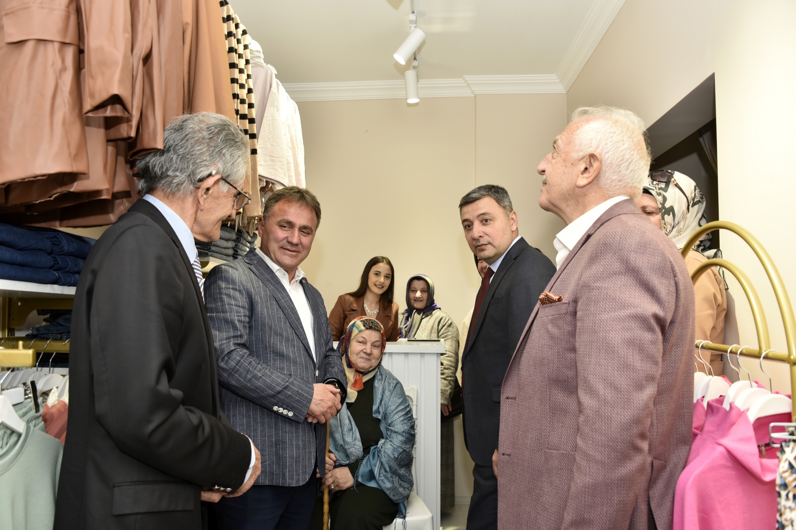 Betül Butik açıldı 13