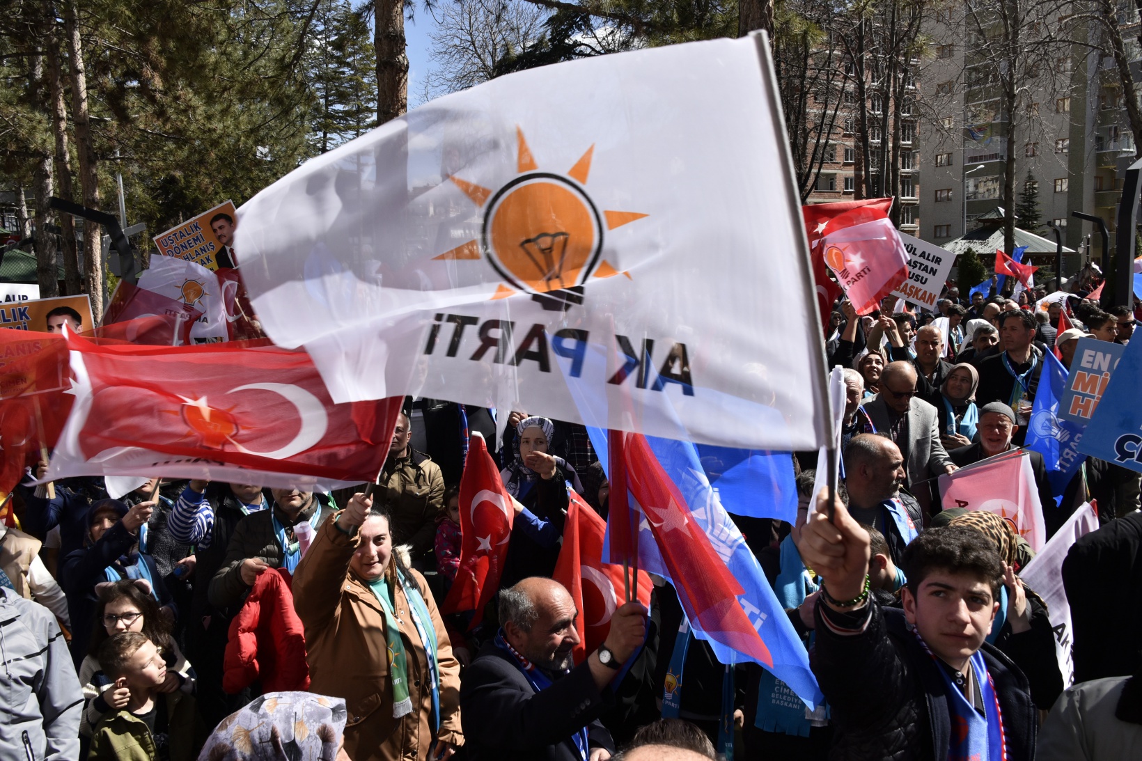 AK Parti'den Büyük Gümüşhane yürüyüşü 12