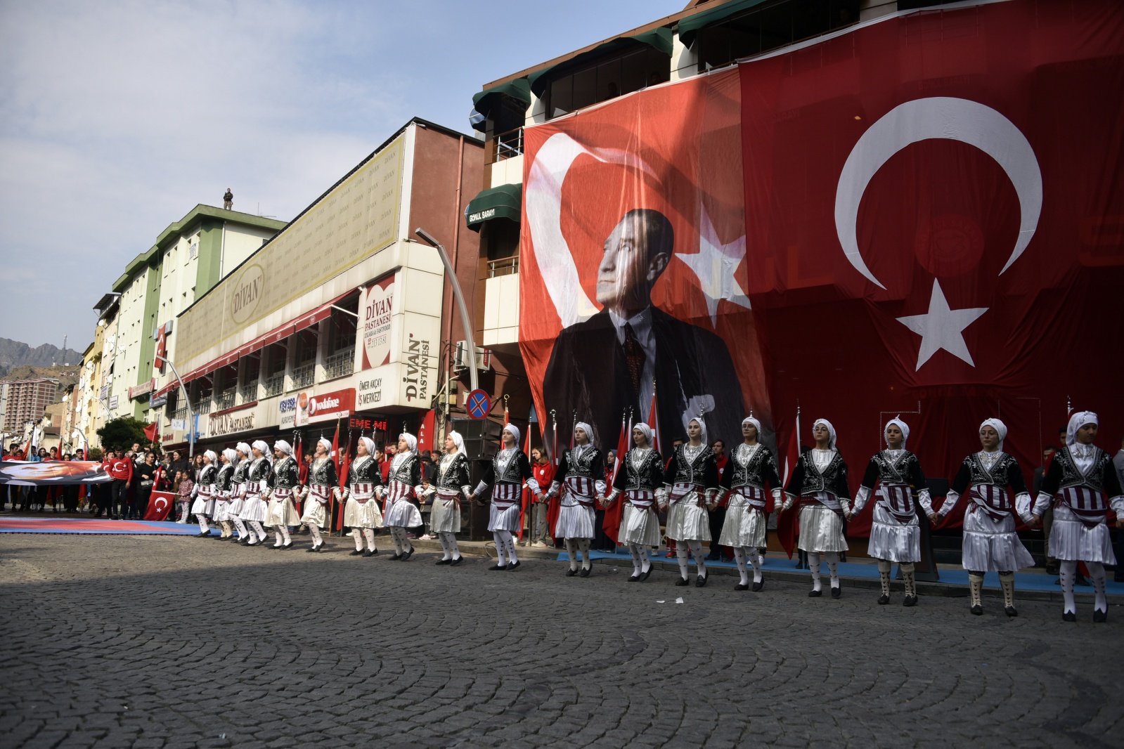 Gümüşhane’de Cumhuriyet Bayramı kutlanıyor 52