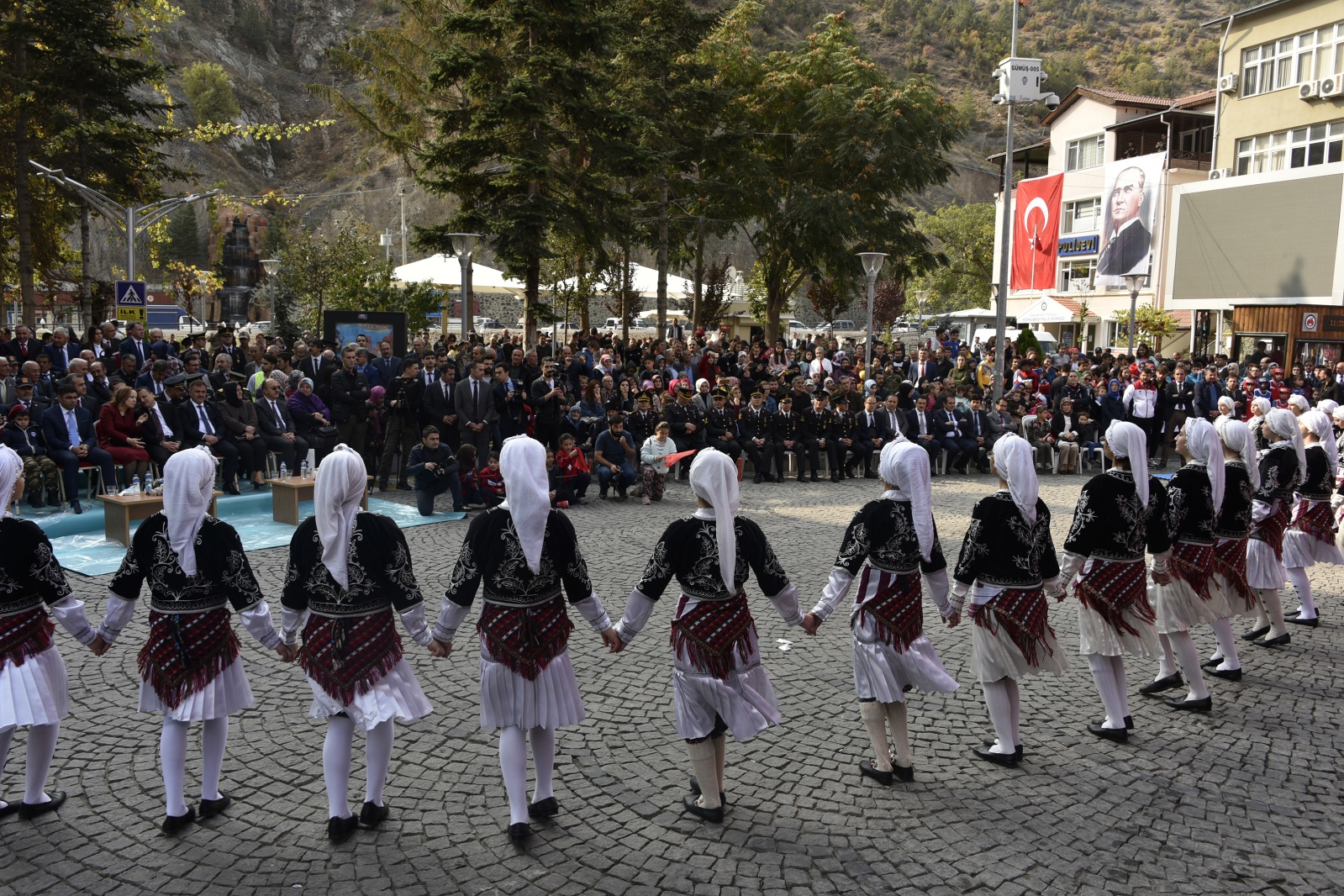 Gümüşhane’de Cumhuriyet Bayramı kutlanıyor 70
