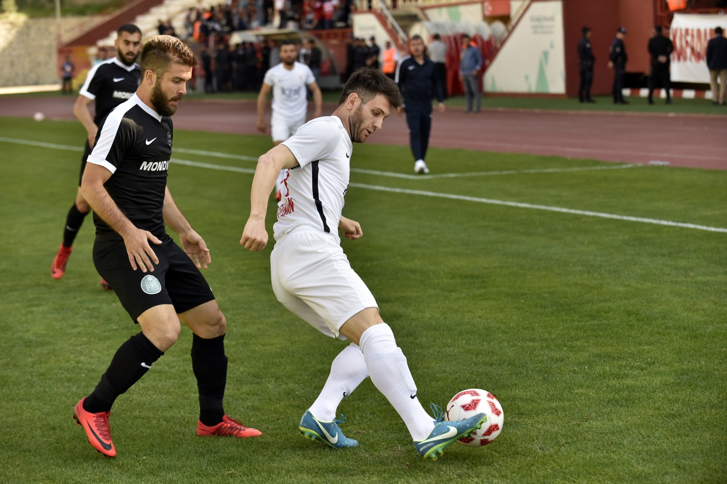 Gümüş Şampi.... 3-1 52