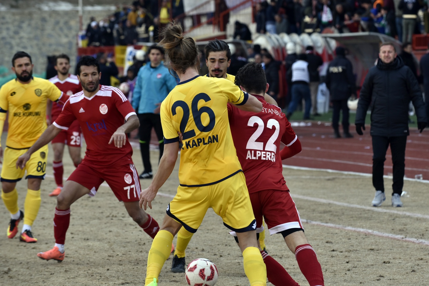 Gümüş Ankara'yı aştı: 2-1 56