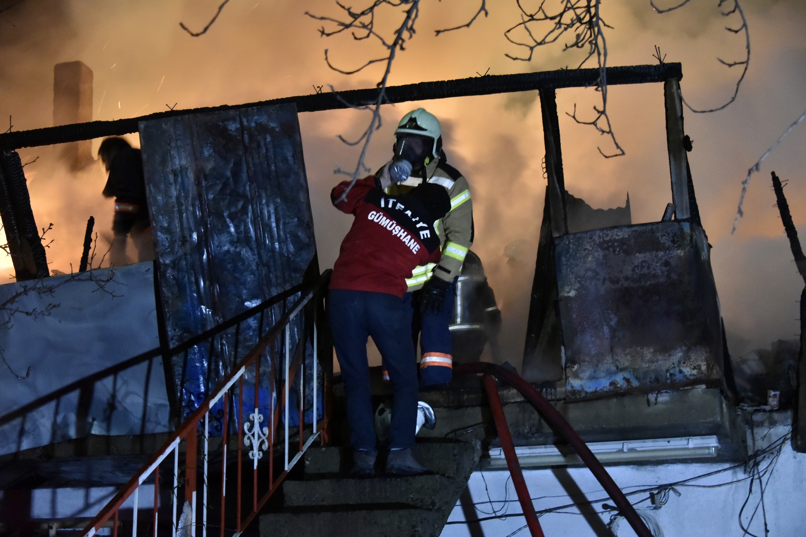 Hacıemin'de korkutan yangın 22