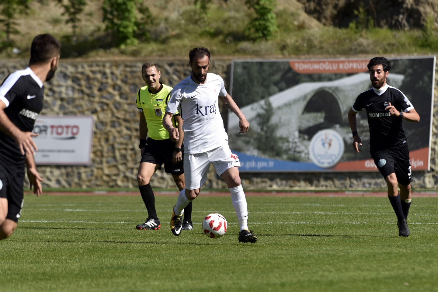 Gümüş Şampi.... 3-1 66