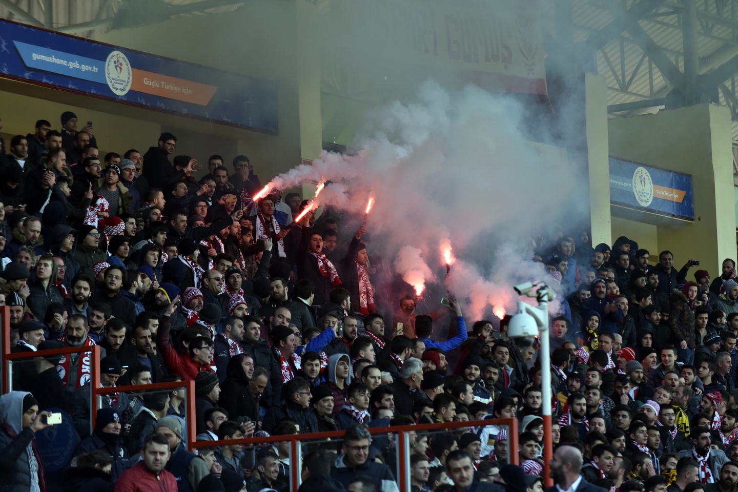 Gümüş Ankara'yı aştı: 2-1 59