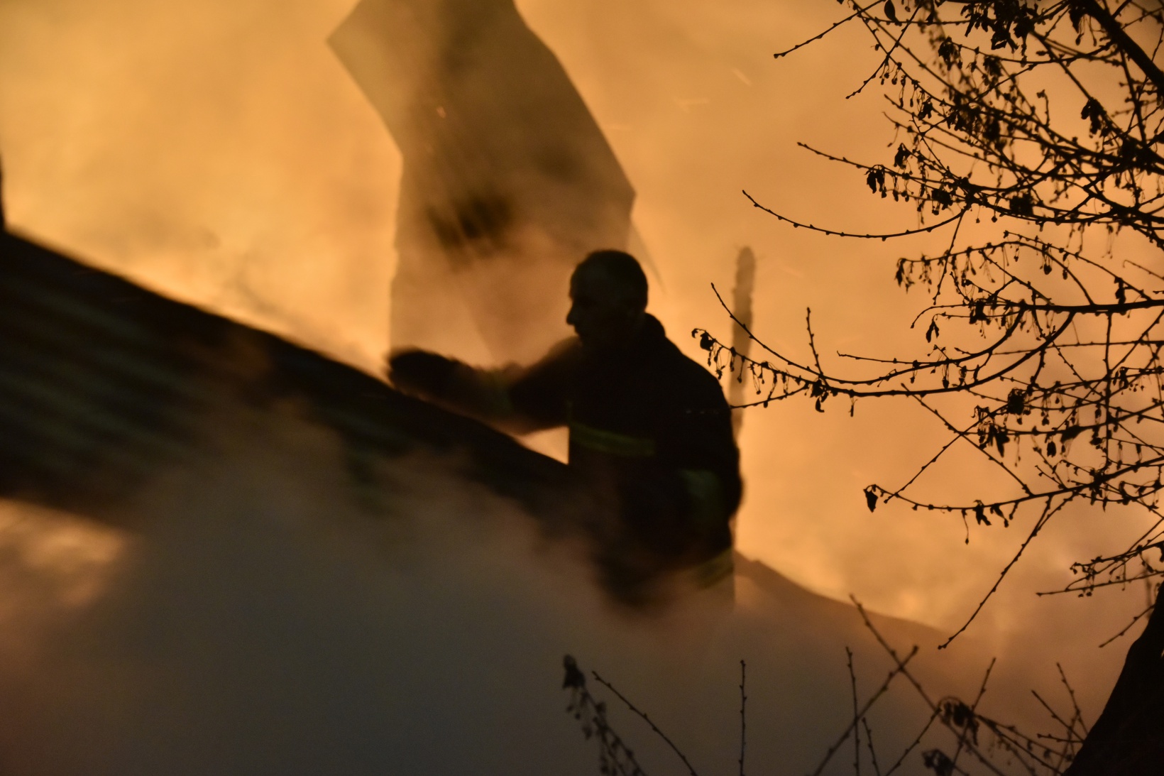 Hacıemin'de korkutan yangın 9